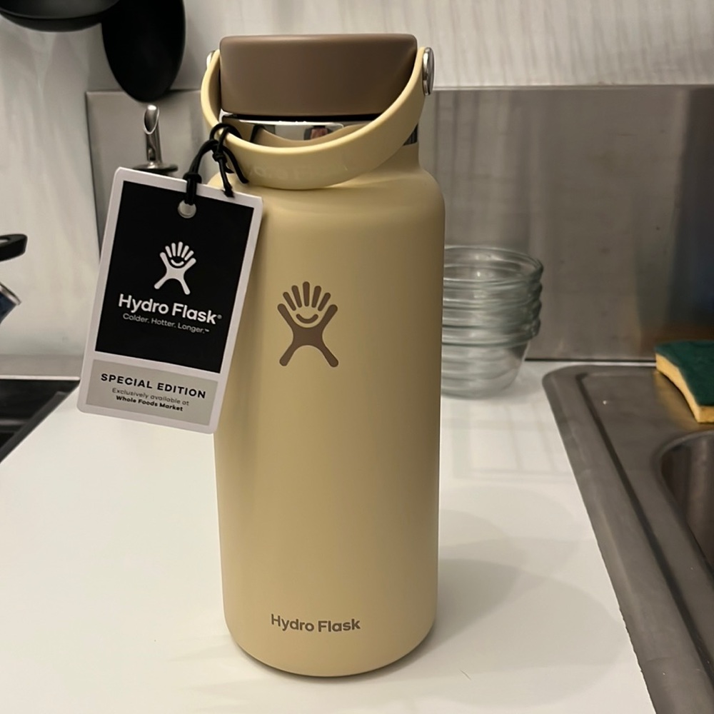 Beech Hydro Flask 32 oz - Limited Edition Whole Foods Exclusive